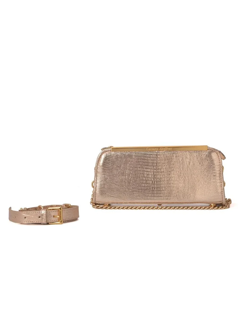 كارمن ستيفنز حقيبة باغيت ذهبية